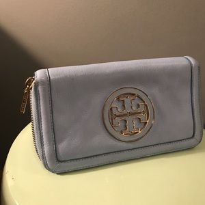 Tory Burch wallett